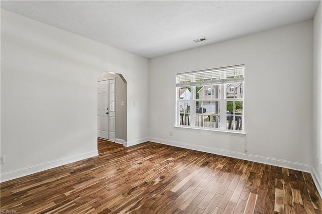 5823 Montpelier DR, Williamsburg, VA 23188