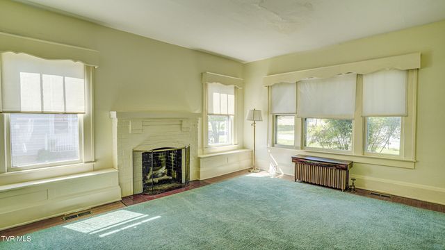 704 Reynolds Street, Bristol, TN 37620