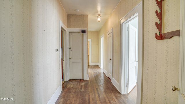 704 Reynolds Street, Bristol, TN 37620