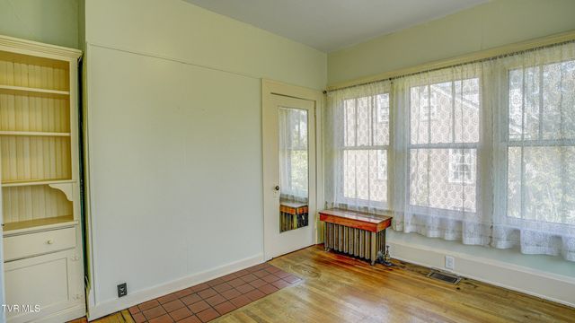 704 Reynolds Street, Bristol, TN 37620