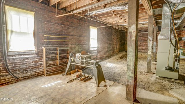 704 Reynolds Street, Bristol, TN 37620