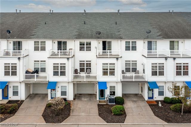 224 E Marina, Lorain, OH 44052
