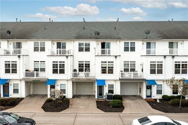 224 E Marina, Lorain, OH 44052