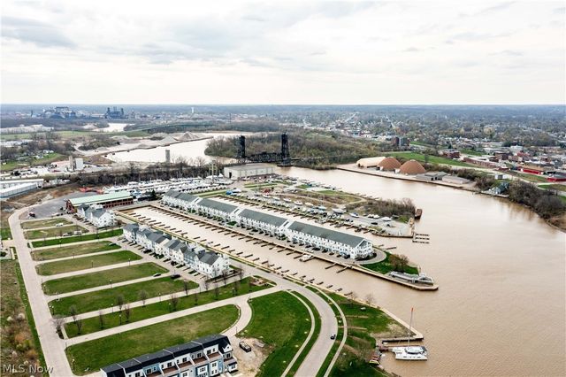 224 E Marina, Lorain, OH 44052