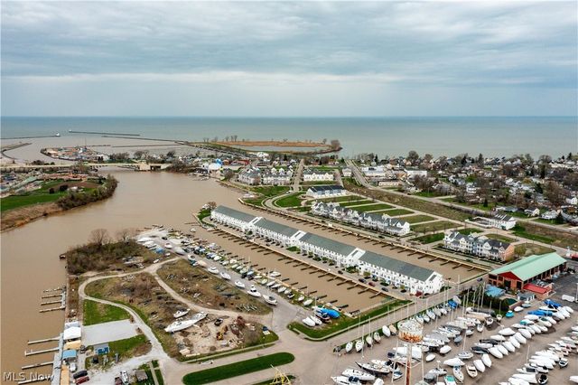 224 E Marina, Lorain, OH 44052