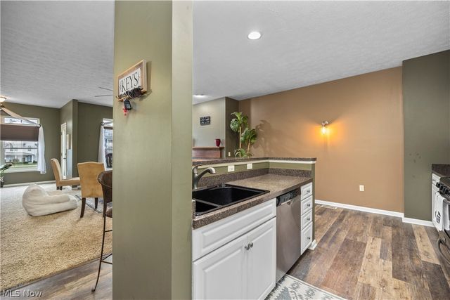 224 E Marina, Lorain, OH 44052