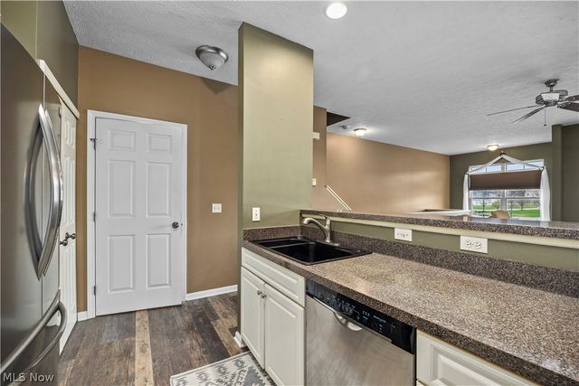 224 E Marina, Lorain, OH 44052