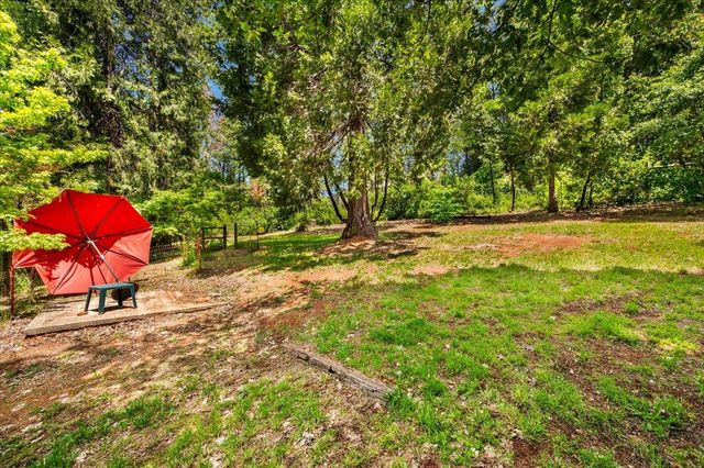 9086 La Porte Rd, Brownsville, CA 95919