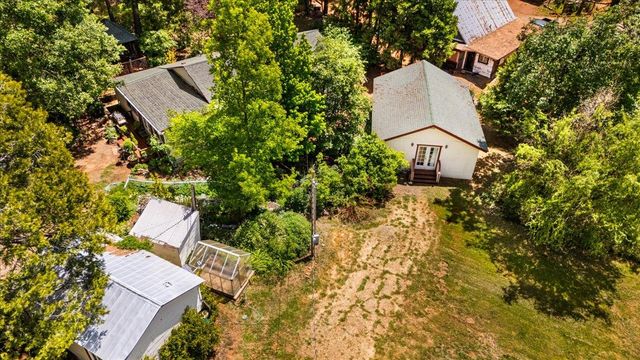 9086 La Porte Rd, Brownsville, CA 95919