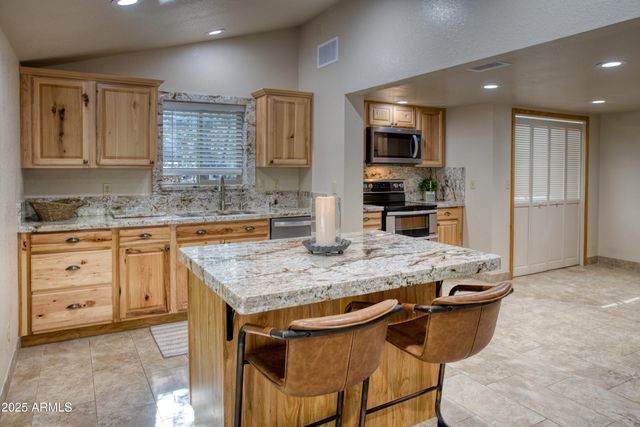 3680 Woodpecker Lane, Pinetop, AZ 85935