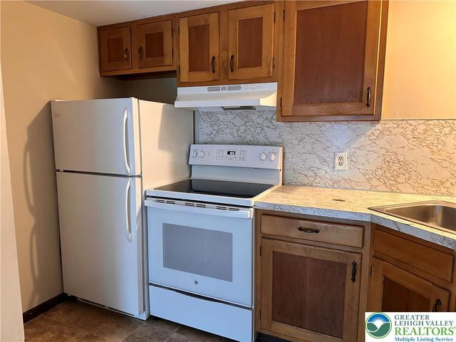 3028 South Pike Avenue 6, Salisbury Twp, PA 18103