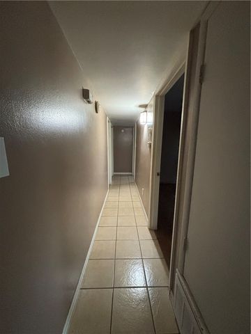 1008 S Muskogee Avenue, Russellville, AR 72801