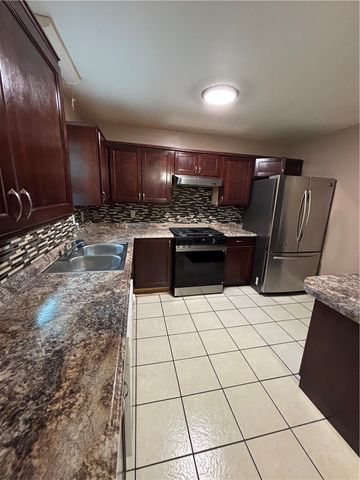 1008 S Muskogee Avenue, Russellville, AR 72801