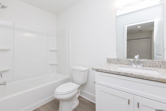 5111 Paducah Ct, Saint George, LA 70817