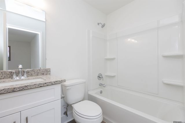 5111 Paducah Ct, Saint George, LA 70817