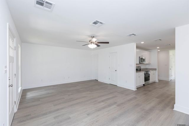 5111 Paducah Ct, Saint George, LA 70817