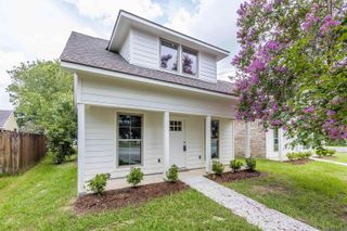 5111 Paducah Ct, Saint George, LA 70817