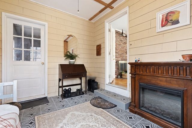 55 Thomas Dr, Chelmsford, MA 01824