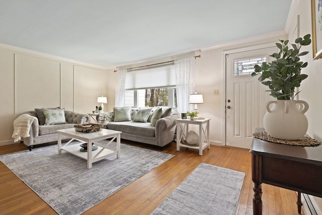 55 Thomas Dr, Chelmsford, MA 01824