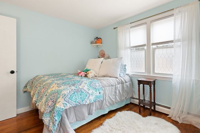 55 Thomas Dr, Chelmsford, MA 01824