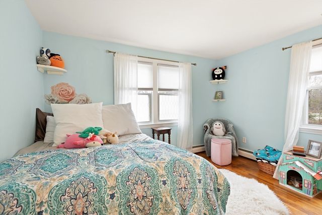 55 Thomas Dr, Chelmsford, MA 01824