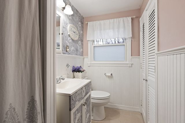 55 Thomas Dr, Chelmsford, MA 01824