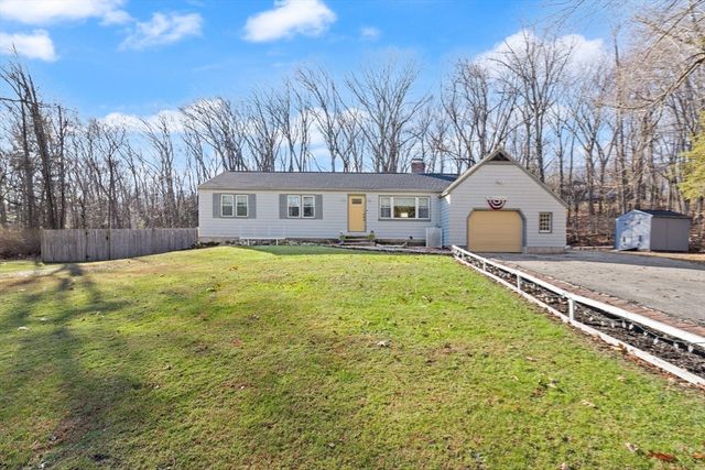 55 Thomas Dr, Chelmsford, MA 01824