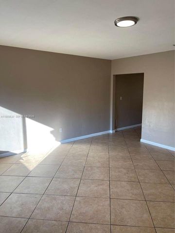 98 NE 71st St 2, Miami, FL 33138