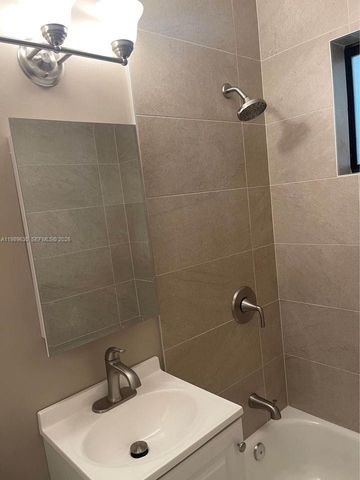 98 NE 71st St 2, Miami, FL 33138