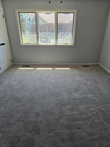 34 Mews Ln, South Orange Village Twp., NJ 07079