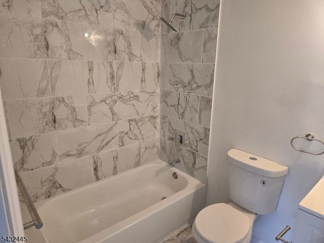 34 Mews Ln, South Orange Village Twp., NJ 07079