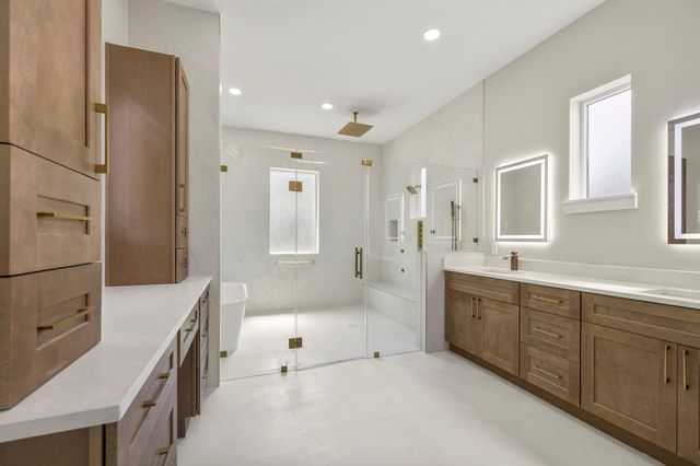 8707 Water Oak Drive, Tomball, TX 77375