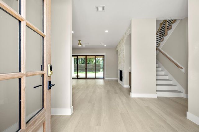 8707 Water Oak Drive, Tomball, TX 77375