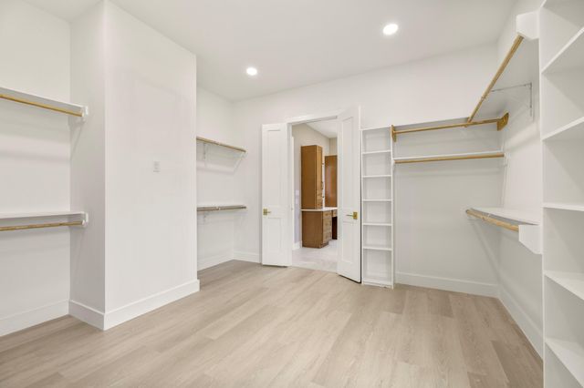 8707 Water Oak Drive, Tomball, TX 77375