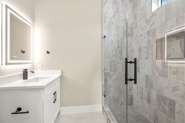 8707 Water Oak Drive, Tomball, TX 77375