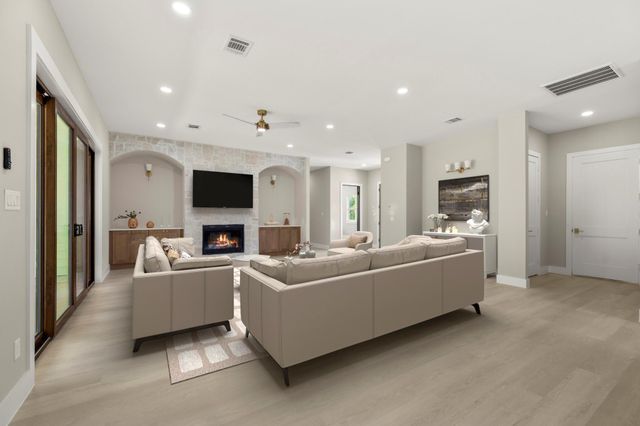 8707 Water Oak Drive, Tomball, TX 77375