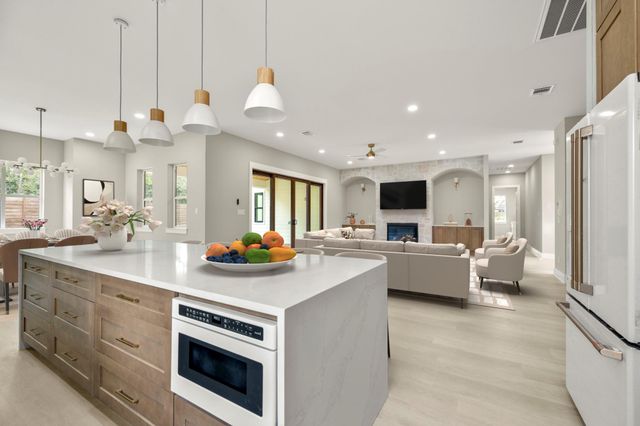 8707 Water Oak Drive, Tomball, TX 77375