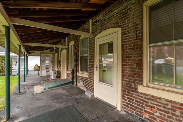 25 College Street, Kirkland, NY 13323