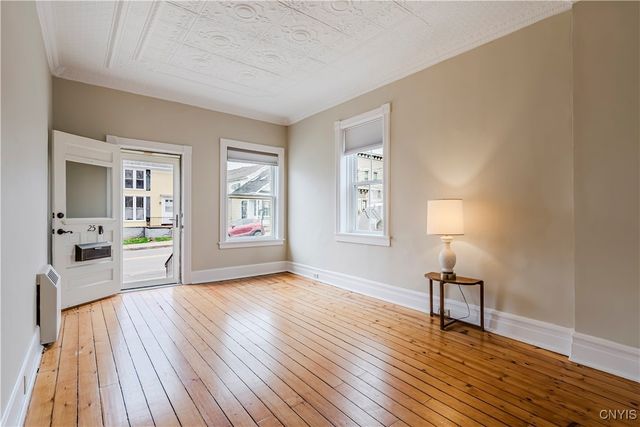 25 College Street, Kirkland, NY 13323