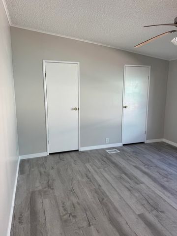 83 Flores Del Norte, Fort Pierce, FL 34951