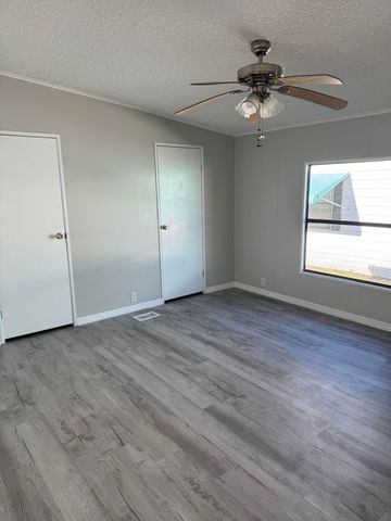 83 Flores Del Norte, Fort Pierce, FL 34951