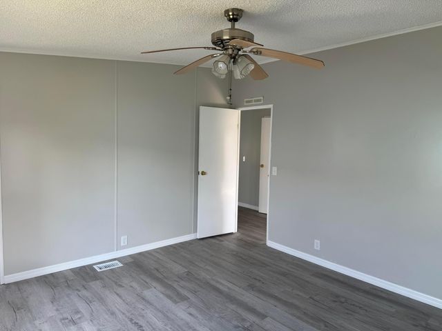 83 Flores Del Norte, Fort Pierce, FL 34951