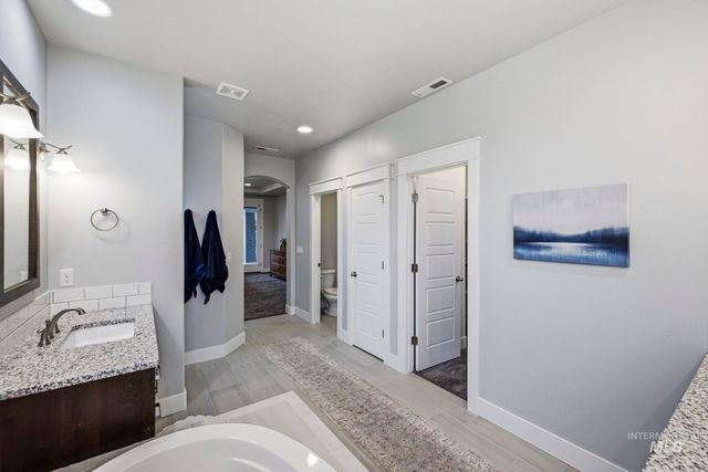 5459 W Philomena Dr., Meridian, ID 83646
