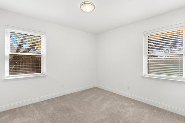 831 Warren Way, Richardson, TX 75080