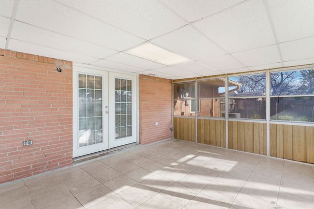 831 Warren Way, Richardson, TX 75080