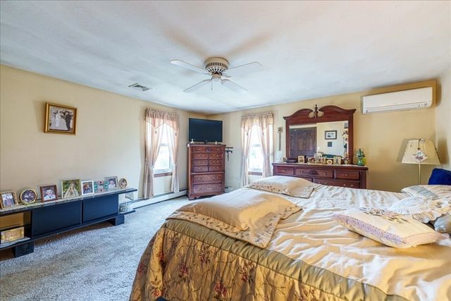 14 Whitewood Rd, Milford, MA 01757