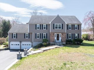 14 Whitewood Rd, Milford, MA 01757