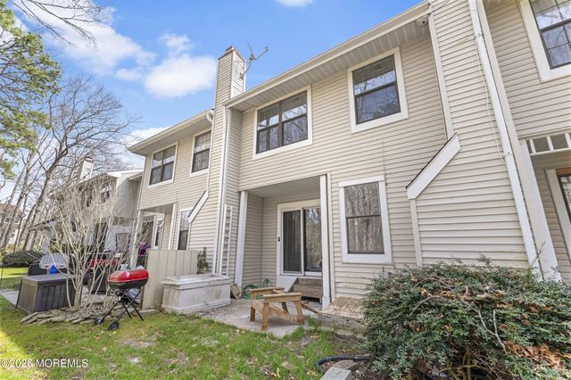 805 Arlington Drive, Toms River, NJ 08755