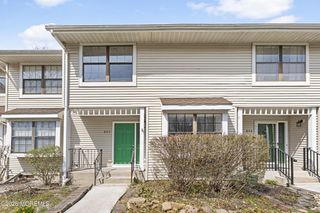 805 Arlington Drive, Toms River, NJ 08755