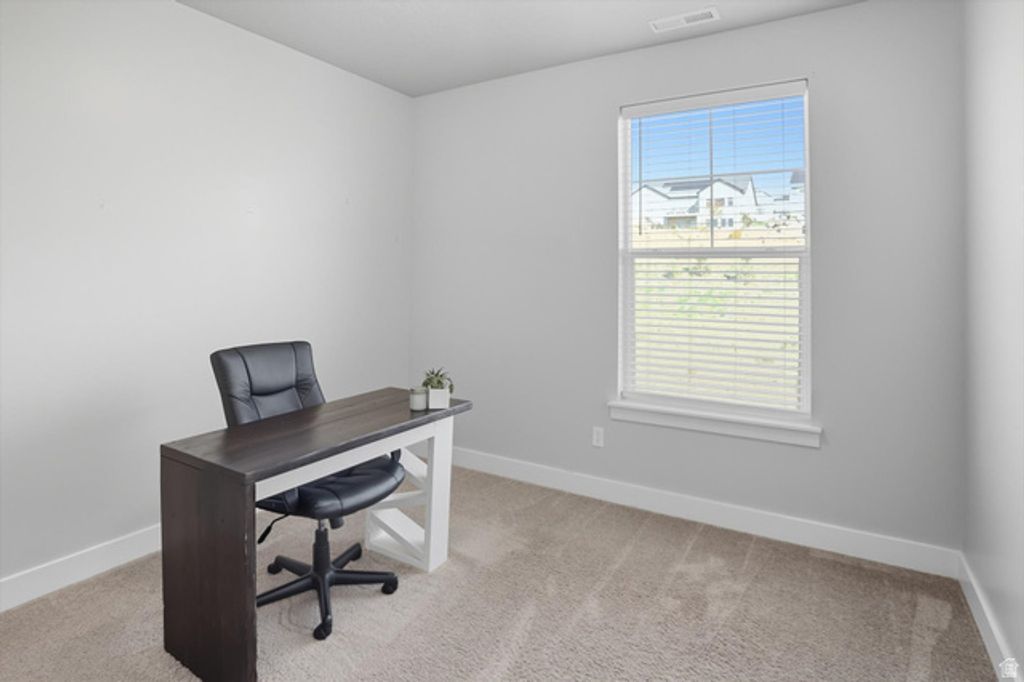 Image 12 of property listing at 1816 W EAGLEWOOD DR #301, Saratoga Springs, UT 84045